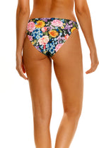 Thumbnail - Ilu-Bikini-Bottom-14822-zoom-back-with-model - 5