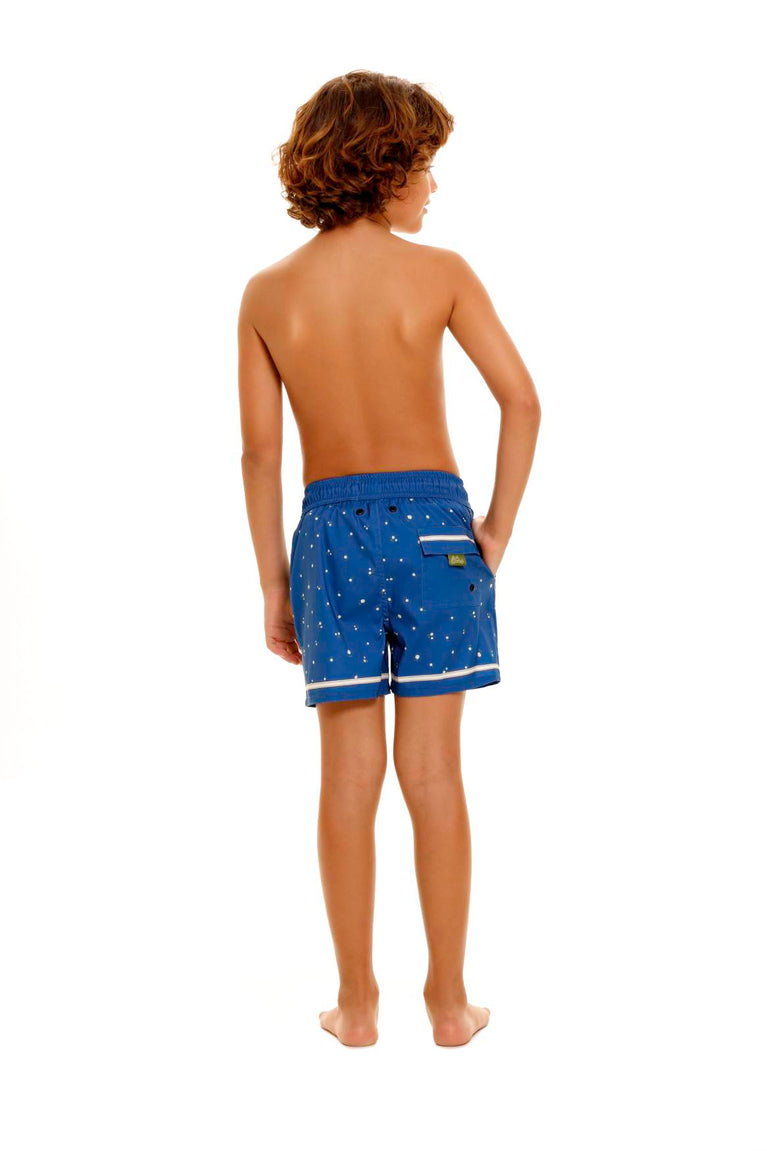 Hover Alternative image -  Nick-Kids-Trunk-13485-back-with-model