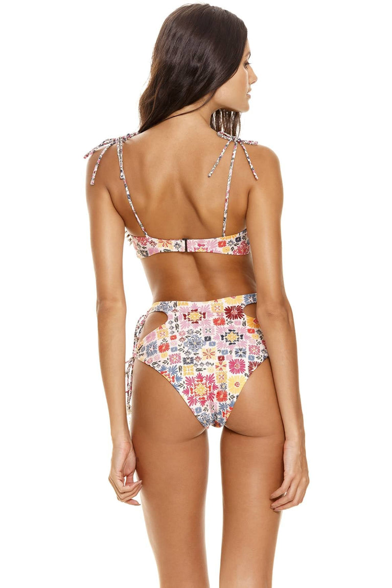 Main image -  aguja-claus-bikini-bottom-12817-back-with-model