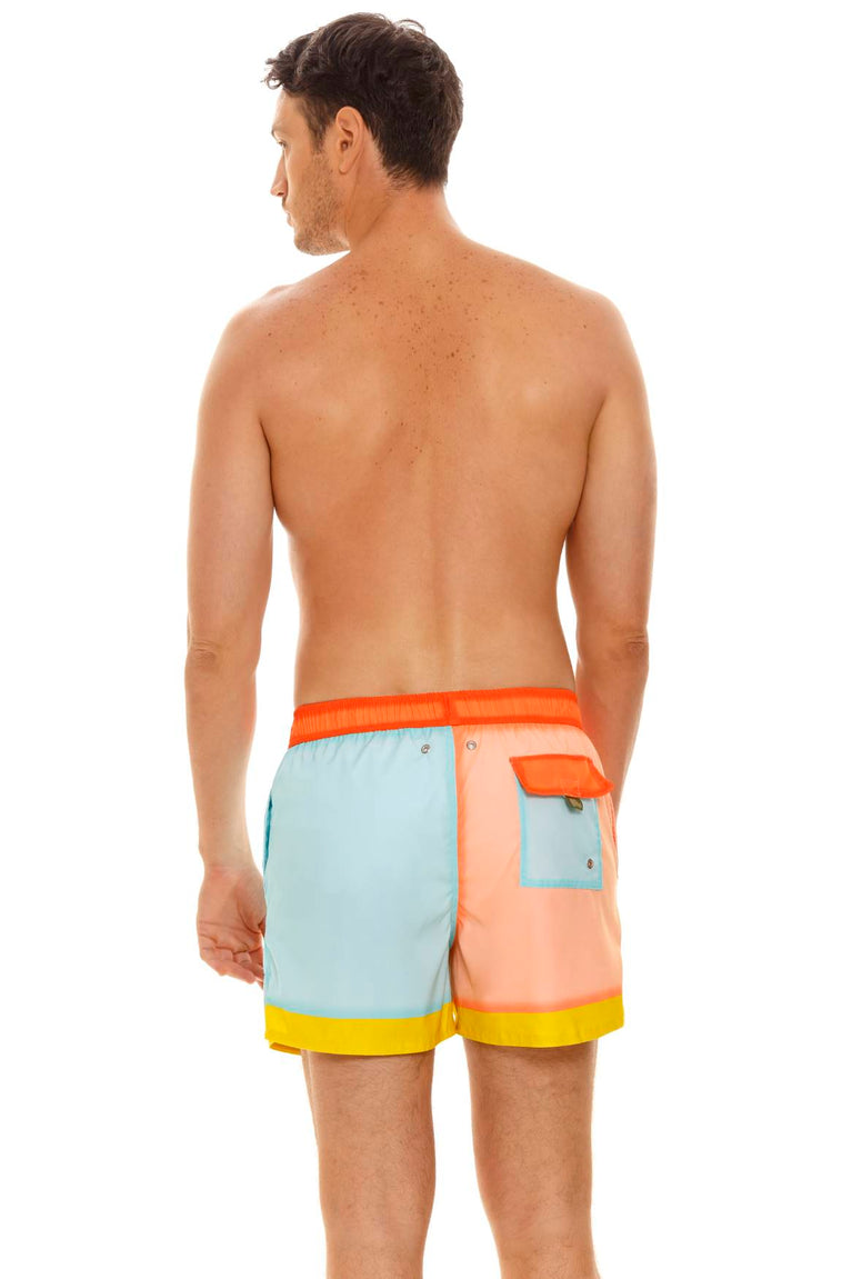 Hover Alternative image -  praia-cassius-mens-trunk-11177-back-with-model